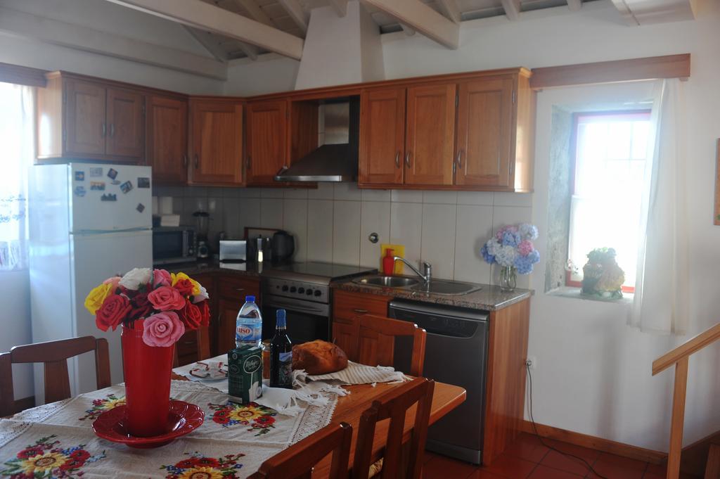 Casa Da Aguada Villa Lajes do Pico Room photo